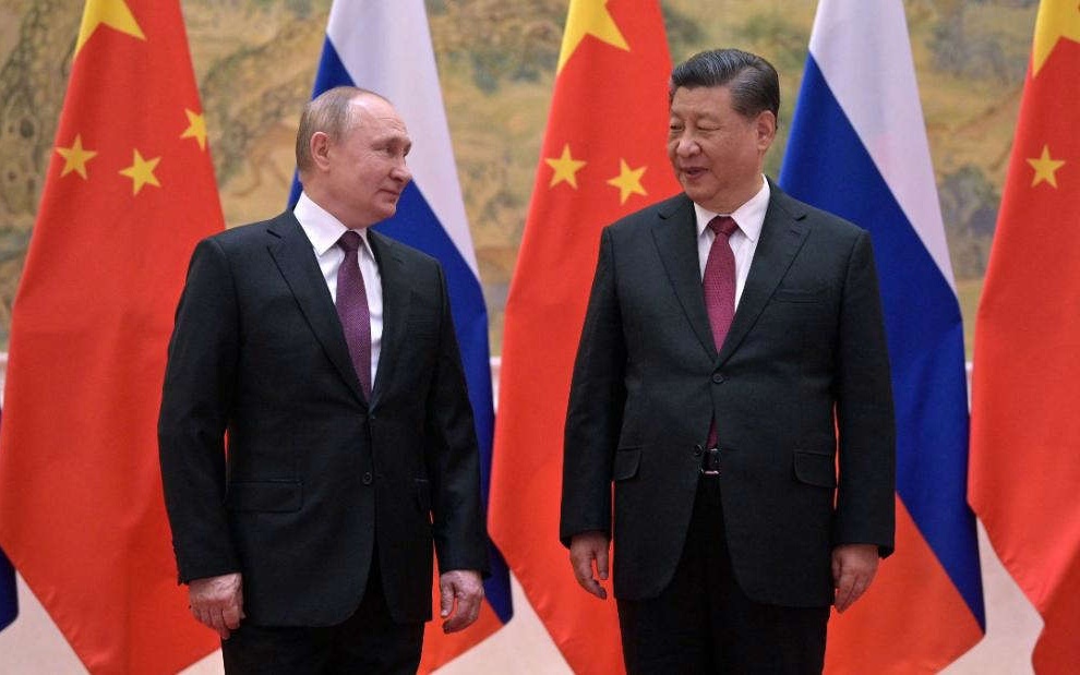 Tổng thống Nga Vladimir Putin (trái) và Chủ tịch Trung Quốc Tập Cận Bình vào tháng 2/2022. Ảnh: Sputnik.