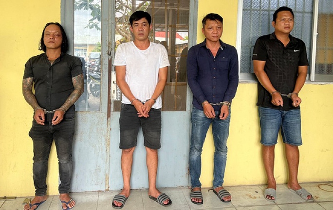 Bắt giữ Lộc, Tấn, Phước và Đạt (từ trái qua phải). Ảnh: Công an tỉnh Đồng Nai