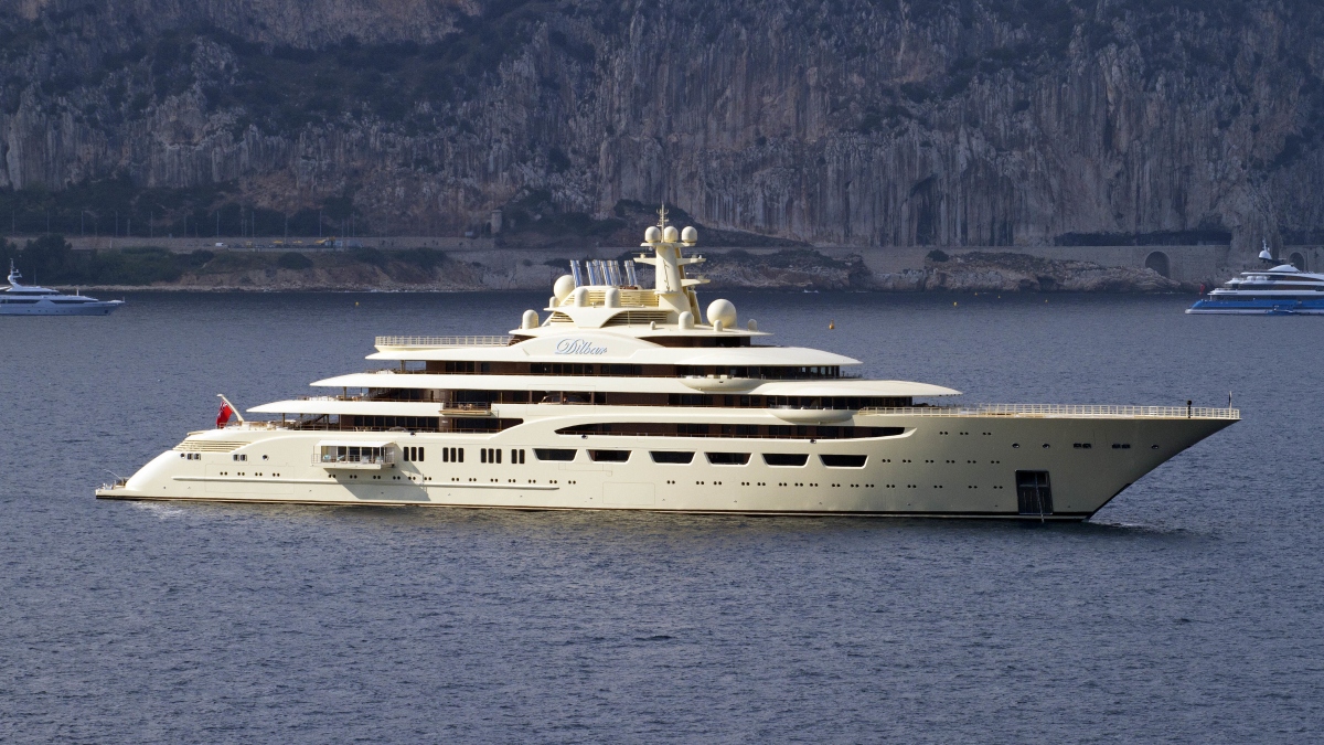 Siêu du thuyền Dilbar của tỷ phú Nga Alisher Usmanov. Ảnh: Boat International