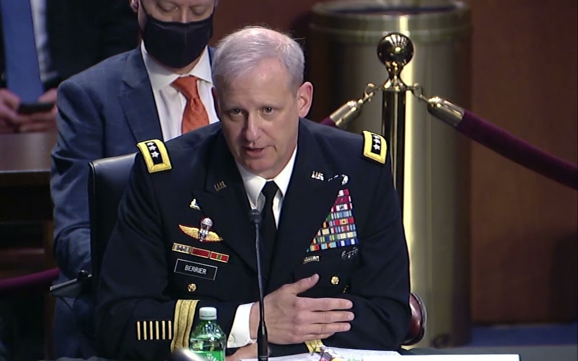 Tướng tình báo Mỹ Berrier. Ảnh: Military.