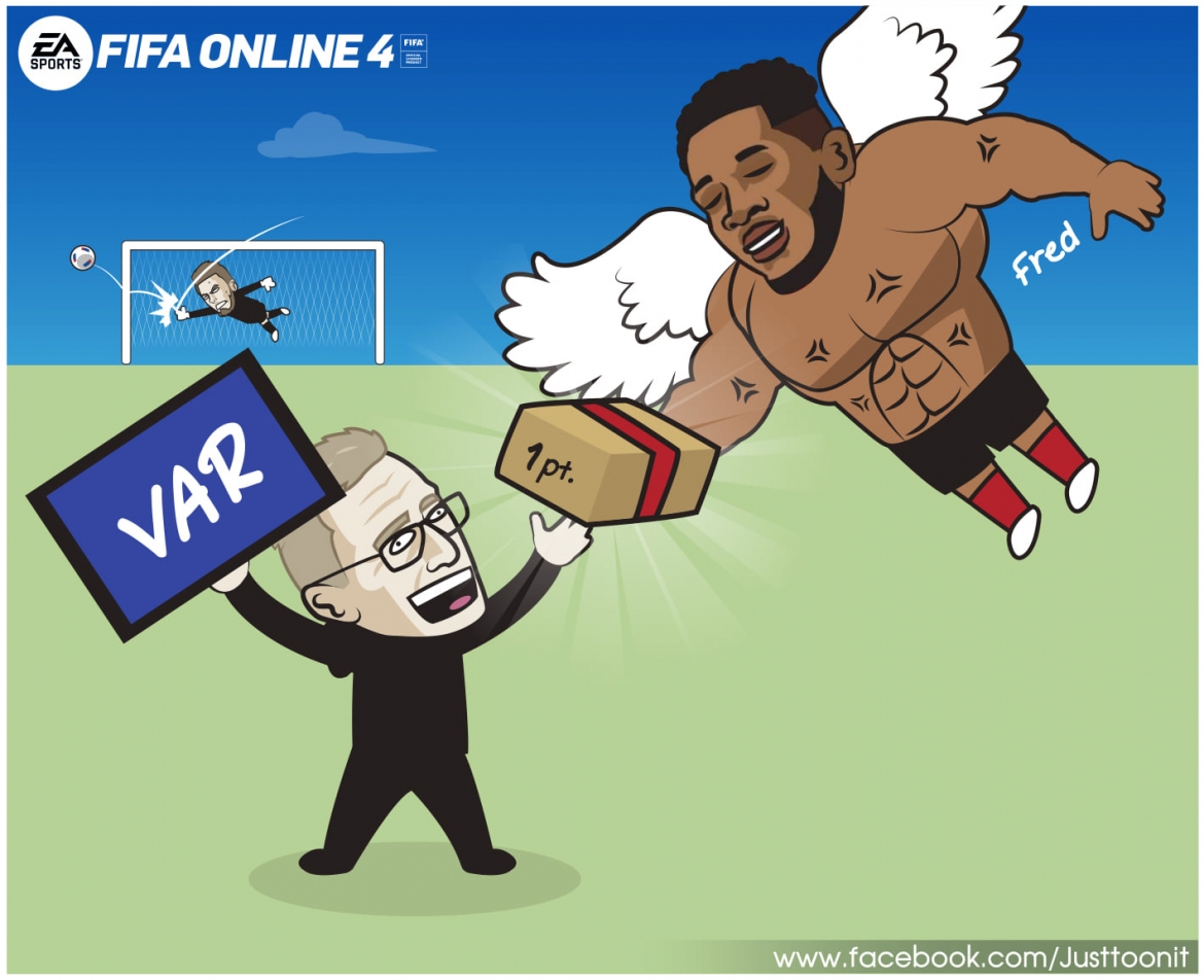 Fred và VAR giúp MU có 1 điểm trước Leicester City.