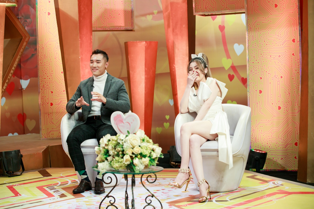 Quang Thái bị vợ “bóc phốt” vì sự kỹ tính, chậm chạp và hay mít ướt.