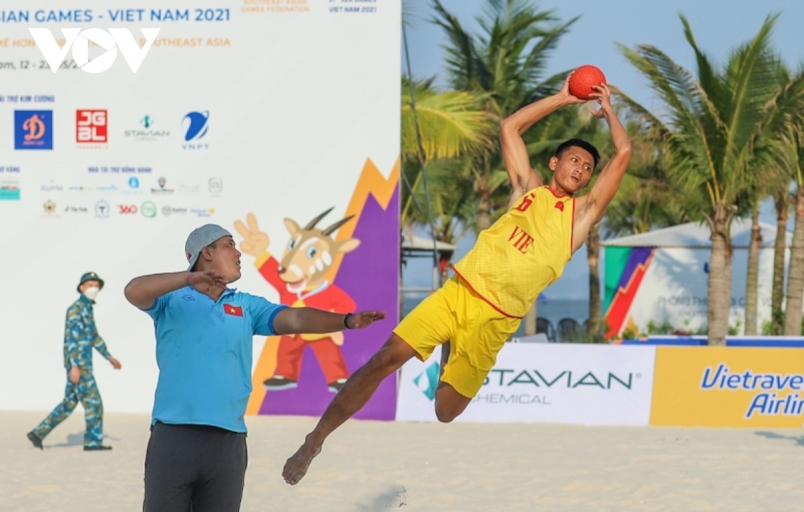 ĐT bóng ném bãi biển Việt Nam là những người "mở hàng" cho thể thao Việt Nam ở SEA Games 31. 