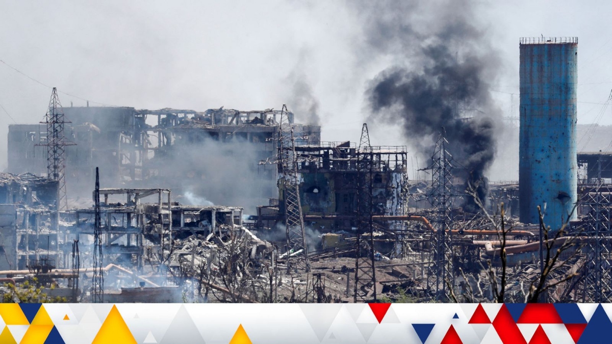 Khung cảnh hoang tàn ở nhà máy thép Azovstal. Ảnh: news.sky.