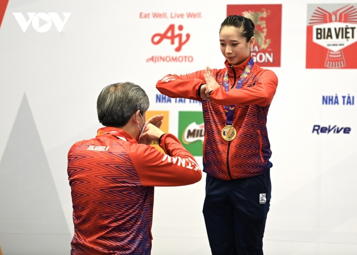 Dương Thúy Vi - wushu: 2 HCV Wushu nội dung kiếm thuật và thương thuật. 