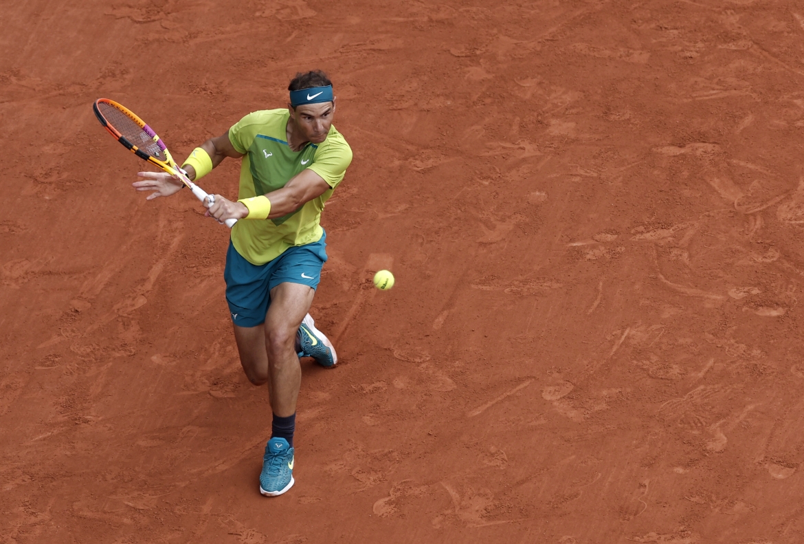Trước đối thủ lần đầu vào chung kết Grand Slam, Nadal nhanh chóng áp đảo. 