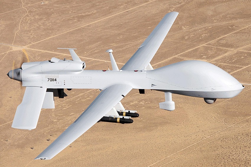 UAV MQ-1C tinh vi hơn và được vũ khí hóa mạnh mẽ hơn tất cả loại UAV mà Ukraine đang sử dụng. Ảnh: ZUMAPRESS.com