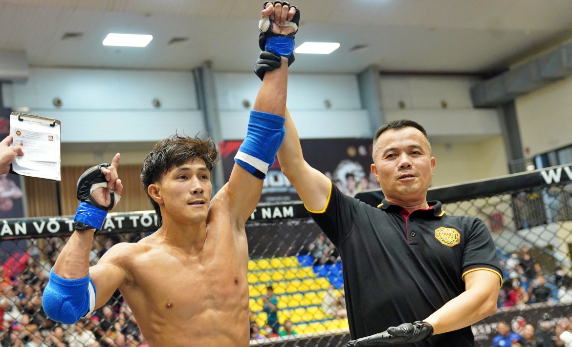 Nguyễn Trần Duy Nhất thắng thuyết phục ở ngày ra quân tại MMA LION Championship.
