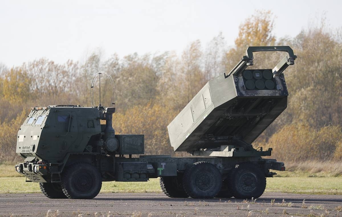 Hệ thống tên lửa pháo binh cơ động cao HIMARS. Ảnh: DW