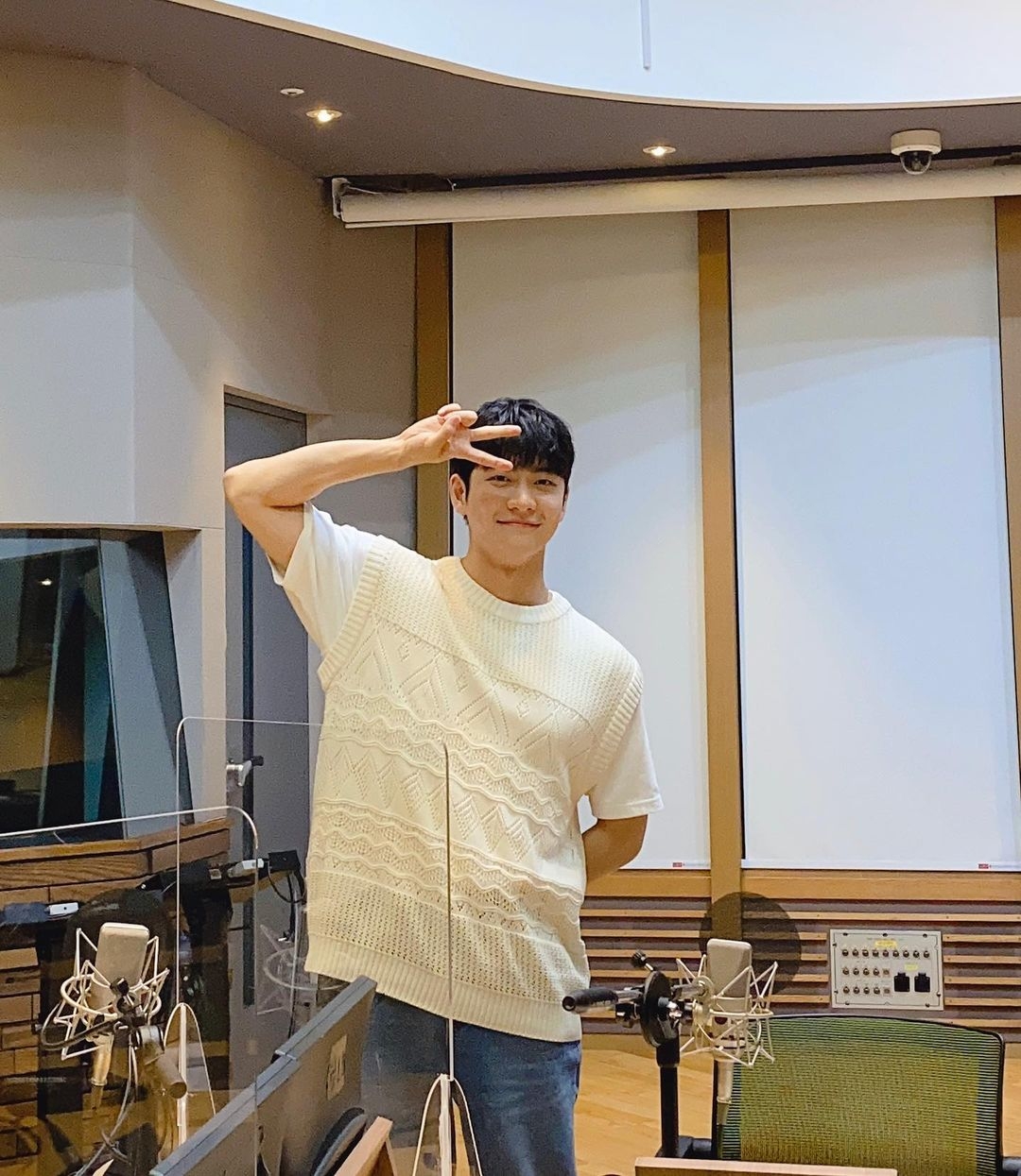 Kang Tae Oh là khách mời tại chương trình “Kim Shin Young's hope song at Noon”