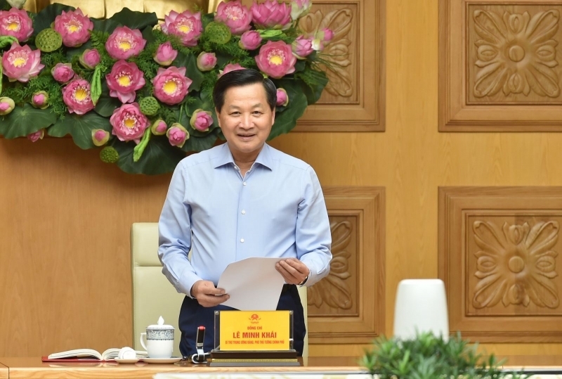 Phó Thủ tướng đề nghị, các Bộ, ngành địa phương không được chủ quan lơ là nhất là trong bối cảnh giá nhiên liệu thế giới chưa có nhiều tín hiệu tích cực