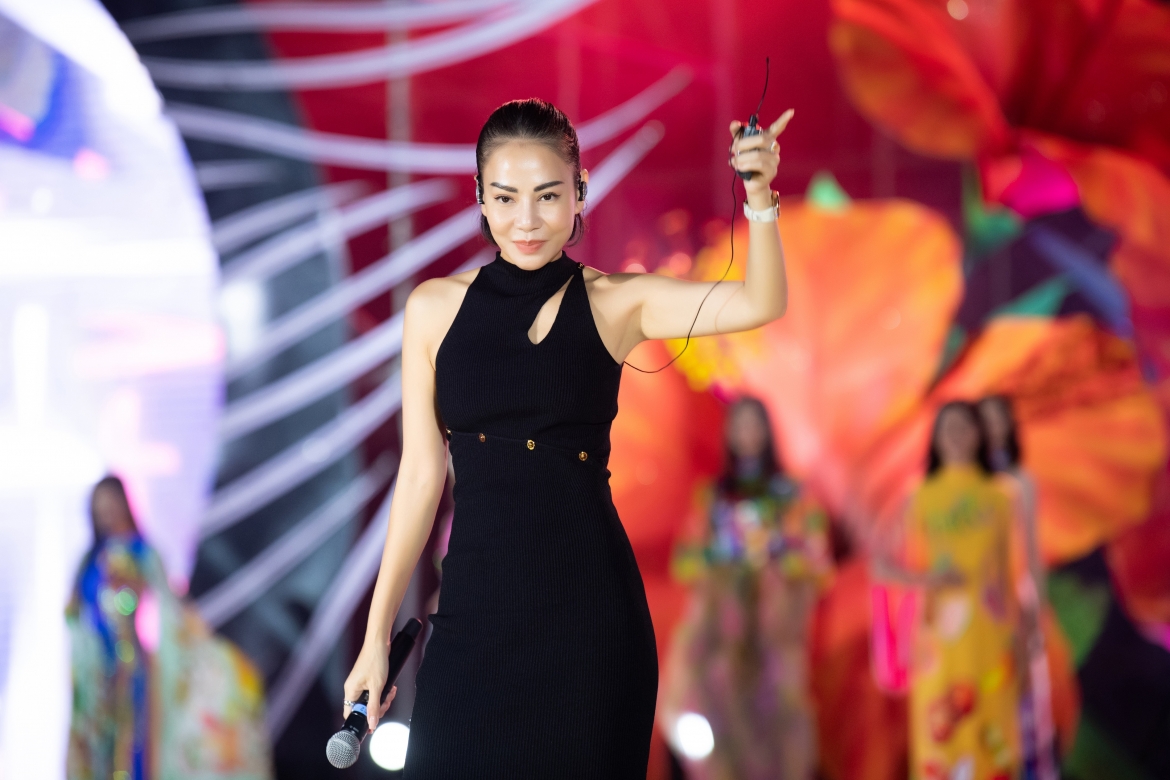 Ca sĩ Thu Minh