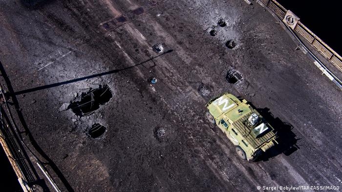 Quân đội Ukraine đã gây thiệt cho 3 cây cầu quan trọng ở khu vực Kherson. Ảnh: Imago