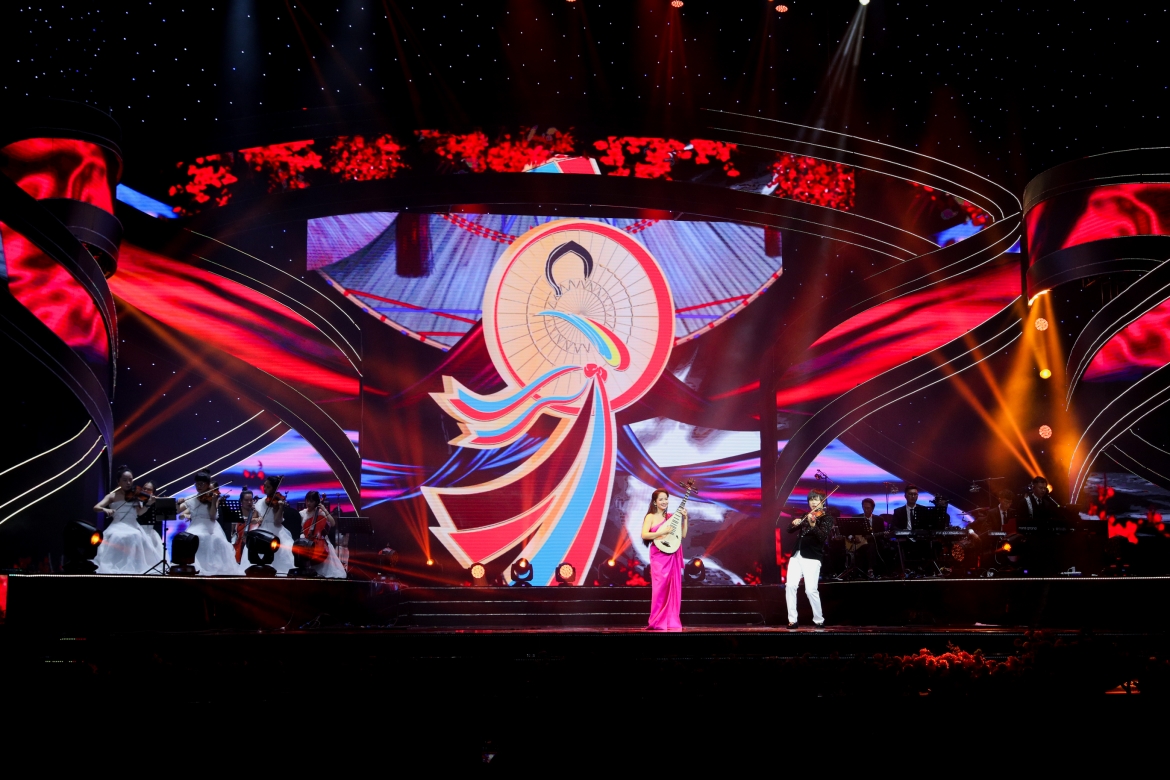 Live concert “Dáng Em” diễn ra tối 27/8 tại Trung tâm Hội nghị Quốc gia, Mỹ Đình, Hà Nội.