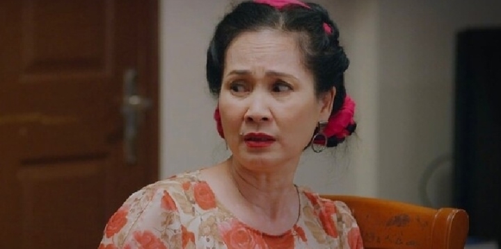 NSND Lan Hương trong phim ''Thương ngày nắng về''.