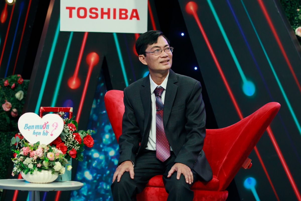 Bác sĩ Huỳnh Đông tại chương trình.