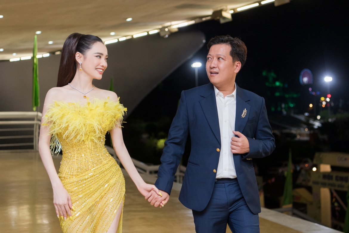 Trường Giang và Nhã Phương tại sự kiện.
