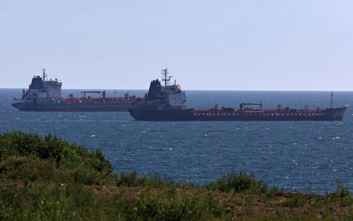 Tàu vận chuyển năng lượng. Ảnh: Reuters.