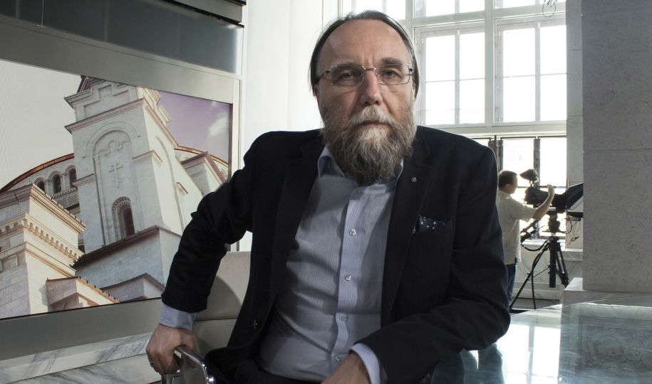 Triết gia Nga Dugin, người có tư tưởng dân tộc rất mạnh. Ảnh: CNN.