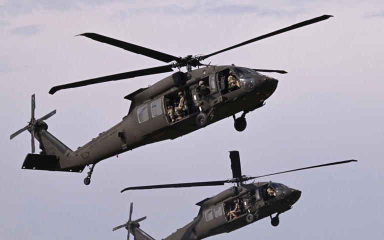 Trực thăng chở quân nhân của Sư đoàn không vận 101, Lục quân Mỹ. Ảnh: AFP.