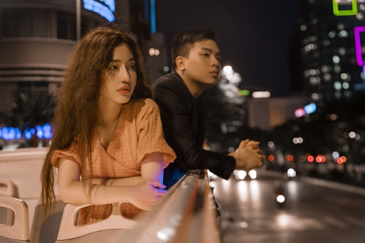 Hứa Kim Tuyền và Hoàng Duyên đã làm nên nhiều bản hit triệu views. 