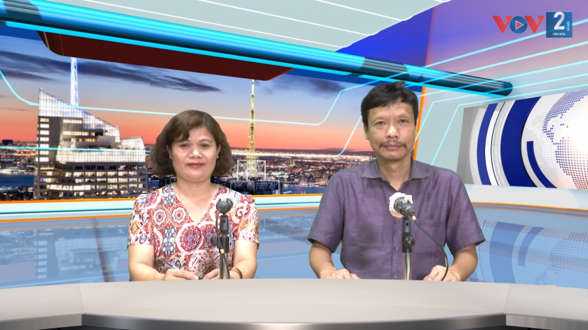 Nhà báo Việt Văn tham gia chương trình "30 phút cùng VOV2" ngày 24/8/2022. Ảnh: Minh Ngọc.