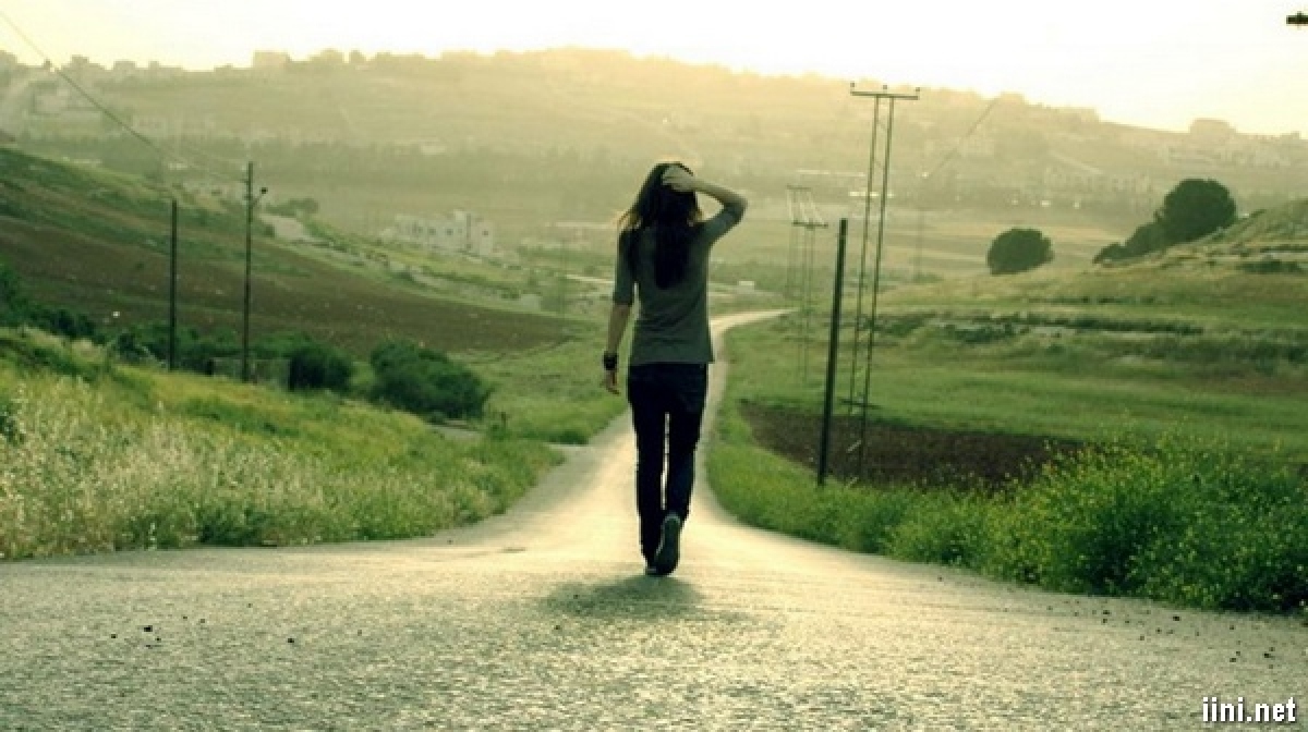 Rời nhà nhưng phải giữ an toàn cho bản thân. Ảnh: Internet.