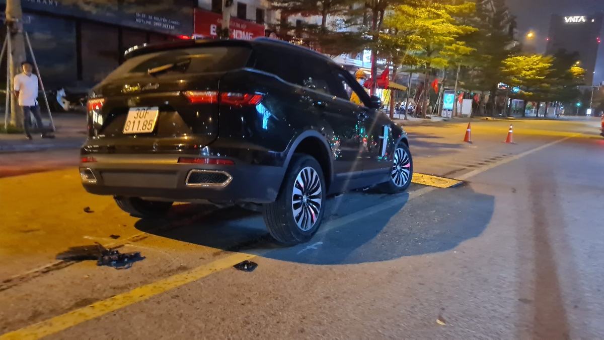 Phương tiện gây tai nạn bị hư hỏng nặng.