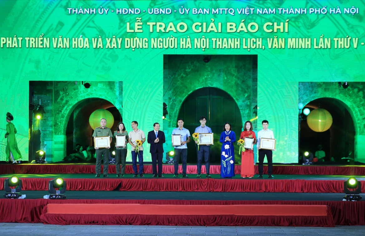 Những tác phẩm thuộc giải A