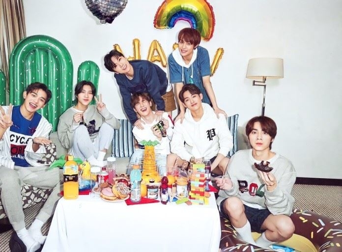 Nhóm nhạc WayV của SM Entertainment.