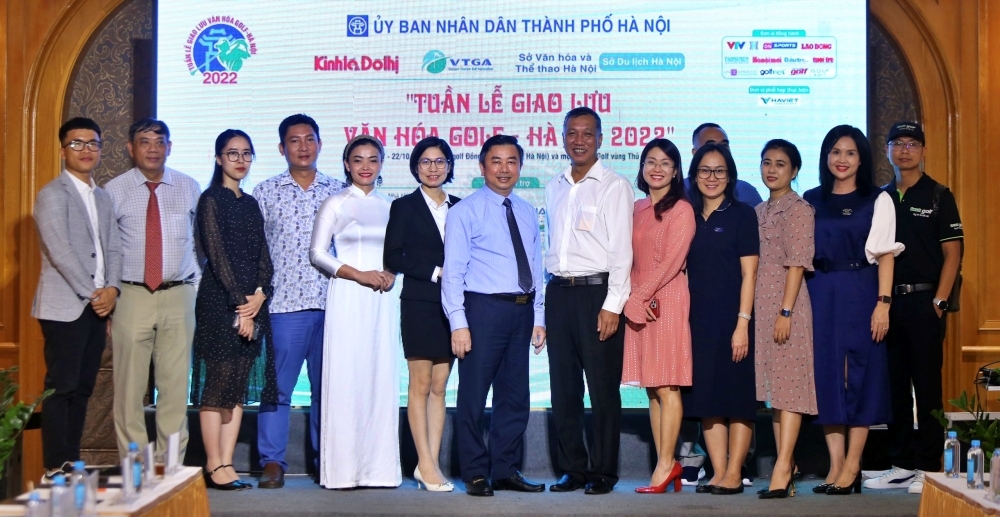 “Tuần lễ Giao lưu Văn hóa Golf - Hà Nội 2022” từ 17-23/10/2022 tại sân golf Đồng Mô (Sơn Tây, Hà Nội).