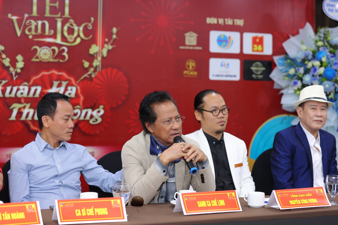 Danh ca Chế Linh cho biết được diễn cùng các con tại sân khấu Thủ đô Hà Nội là hạnh phúc lớn lao.