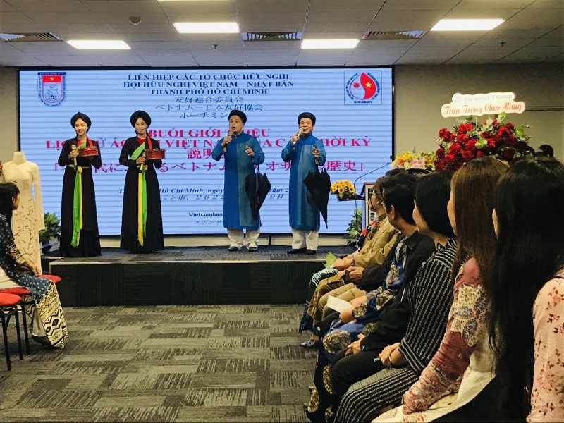Cùng thưởng thức những làn điệu dân ca Quan họ.