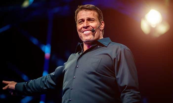 Tác giả Anthony Robbins.