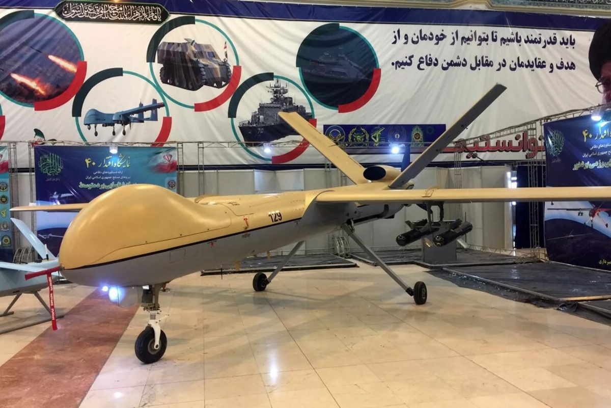 UAV Shahed-129 tại triển lãm quốc phòng Eqtedar 40 ở Tehran. Ảnh: Sputnik