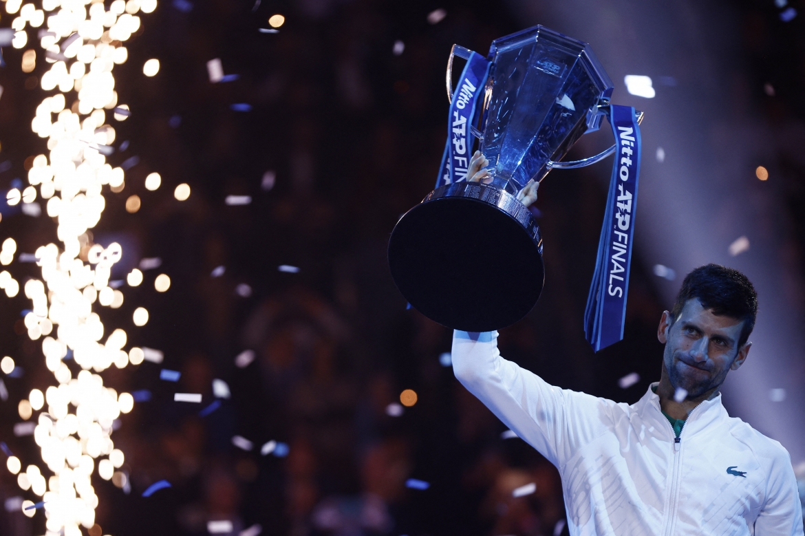 Giành chiến thắng 7-5, 6-3 sau 1 giờ 32 phút thi đấu, Djokovic lần thứ 6 đăng quang ở ATP Finals, san bằng kỷ lục của huyền thoại Federer. 