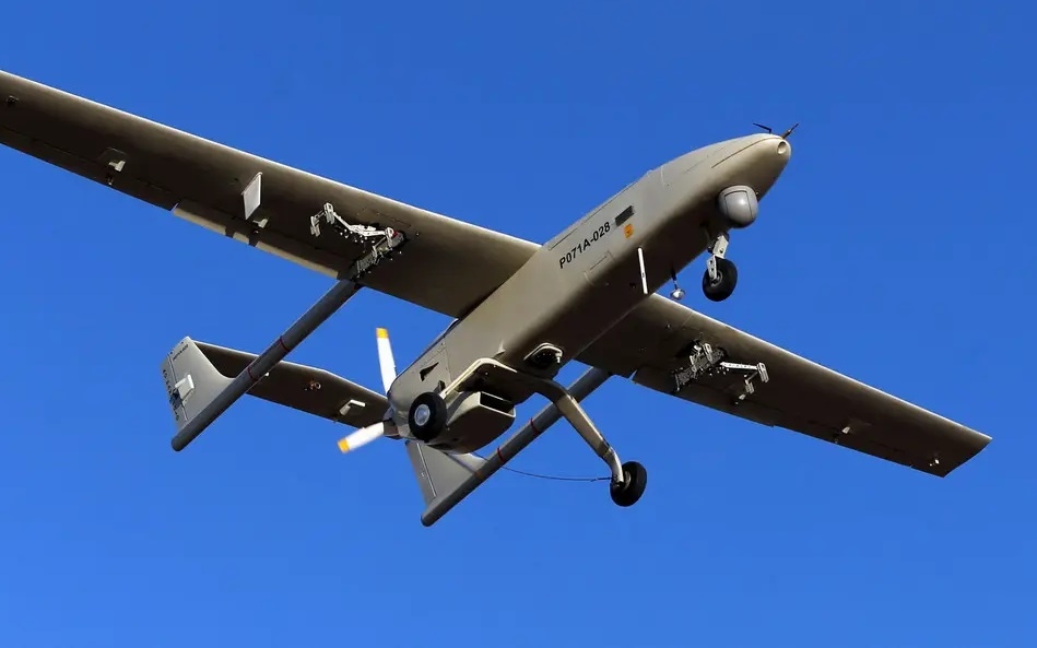 UAV trên bầu trời Iran trong một cuộc tập trận. Ảnh: Reuters.