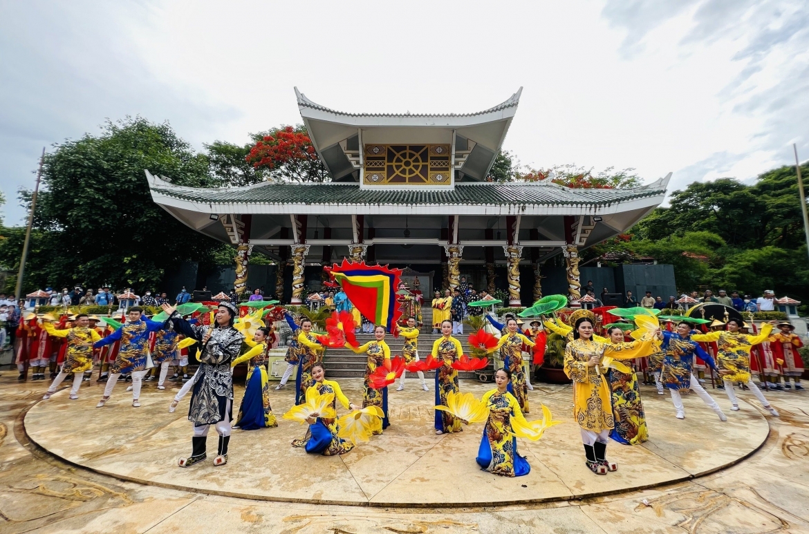 29/11 tới đây, diễn ra Hội thảo quốc gia “Hệ giá trị quốc gia, hệ giá trị văn hoá, hệ giá trị gia đình và chuẩn mực con người Việt Nam trong thời kỳ mới”.