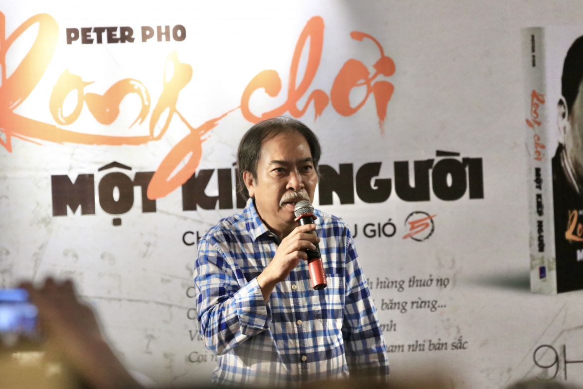 Nhà thơ Nguyễn Quang Thiều - Chủ tịch Hội Nhà văn Việt Nam phát biểu.
