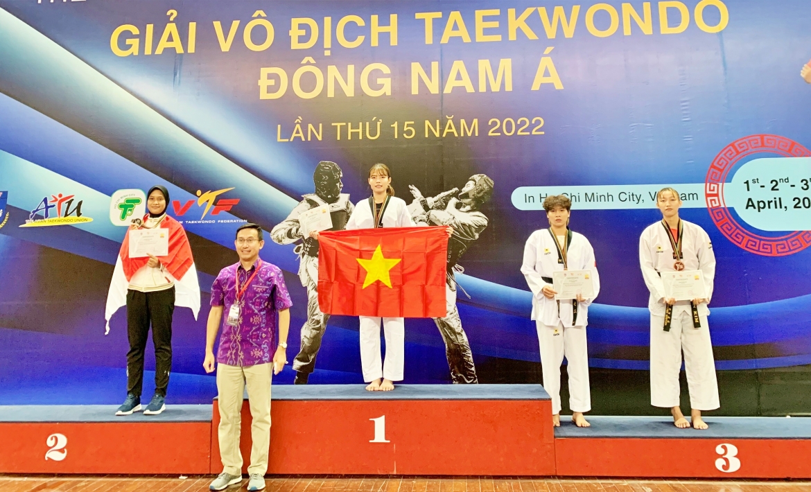 VĐV Bạc Thị Khiêm tại giải vô địch Teakwondo Đông Nam Á 2022.