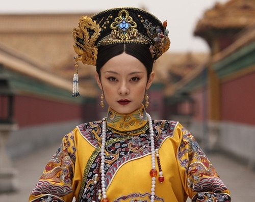 Tôn Lệ khẳng định đẳng cấp diễn xuất với Chân Hoàn Truyện.