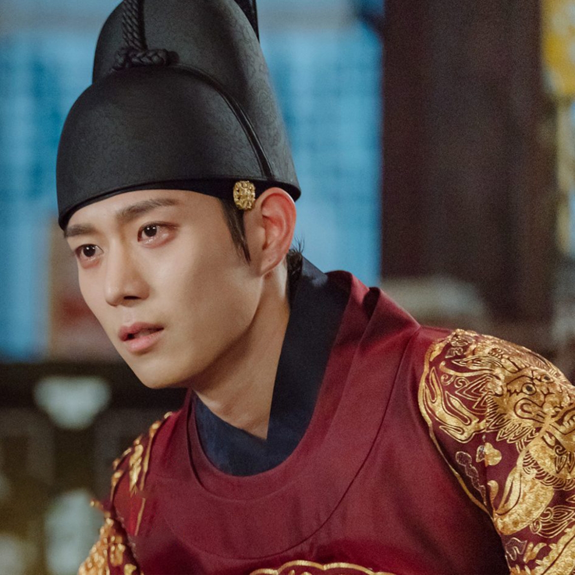 Sau "Penthouse", Kim Young Dae tiếp tục được săn đón với bộ phim "The Forbidden Marriage"
