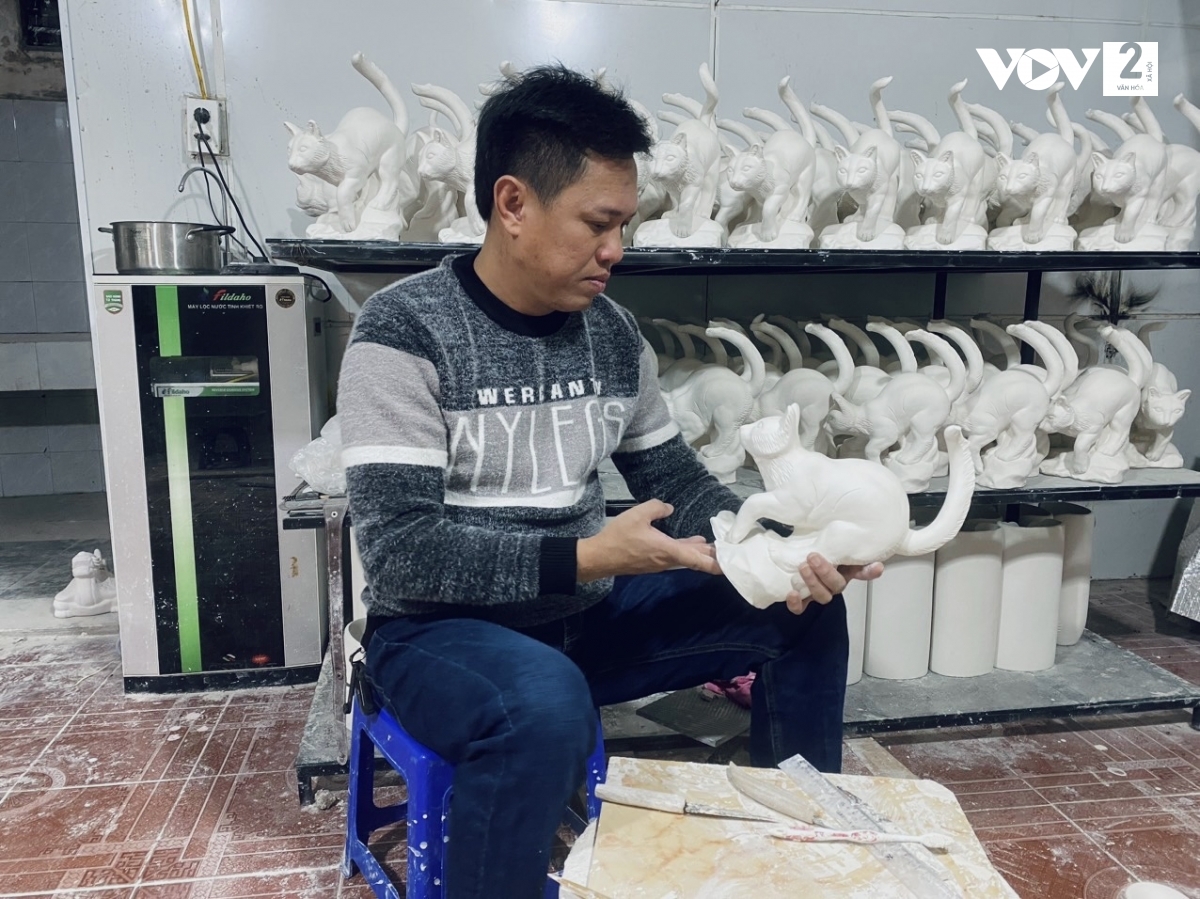 Pham Quynh, a local shop owner, says the animal-shaped products are hugely popular among customers from both the northern and southern region.