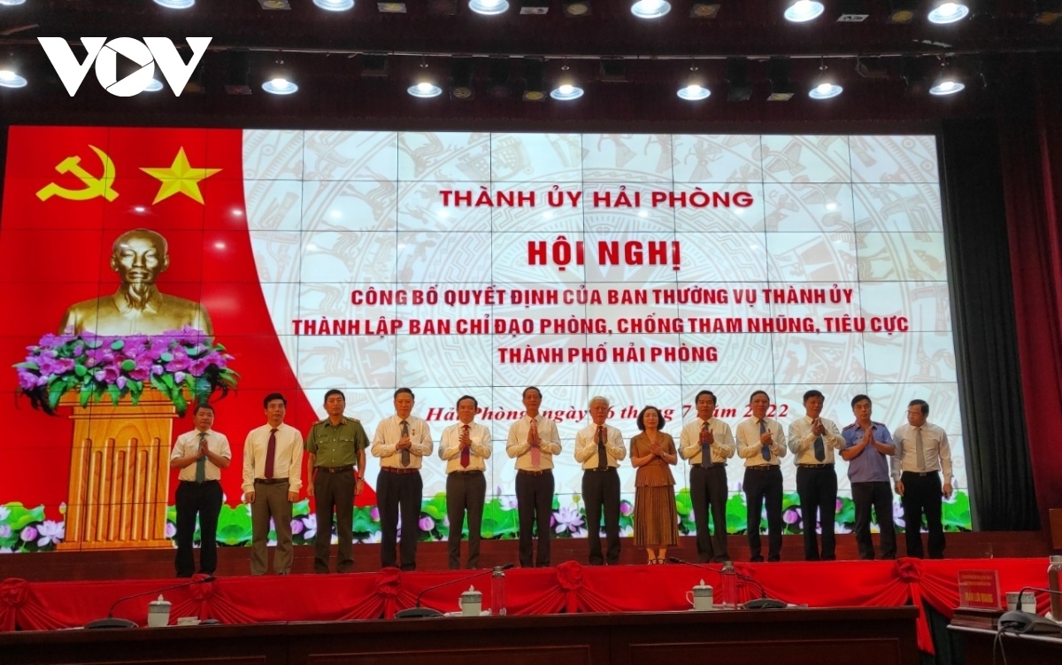 Các thành viên BCĐ Phòng chống tham nhũng, tiêu cực TP Hải Phòng.