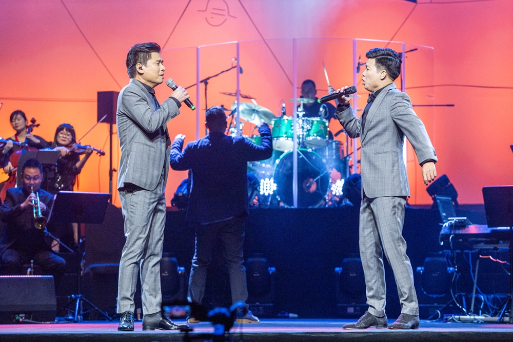 Vũ Thắng Lợi lần đầu song ca với NSƯT Tấn Minh.