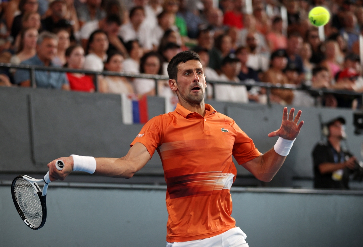 Chiều 8/1, Djokovic bước vào trận chung kết giải Adelaide International 1 diễn ra ở Australia. 