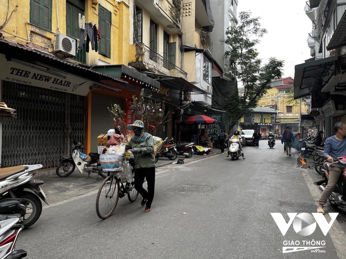 Hình ảnh thân thuộc với người Hà Nội mỗi khi tết đến, xuân về