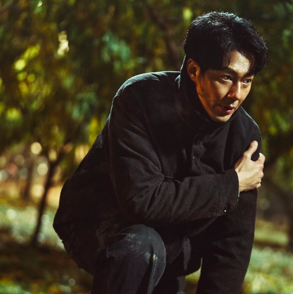 Jo In Sung đảm nhận vai chính trong bộ phim "Moving".