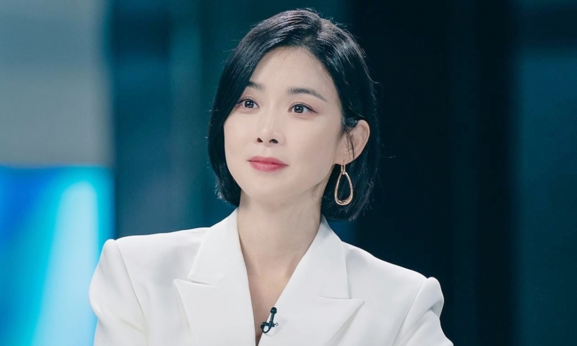 Lee Bo Young tái xuất màn ảnh nhỏ sau bộ phim "Mine".