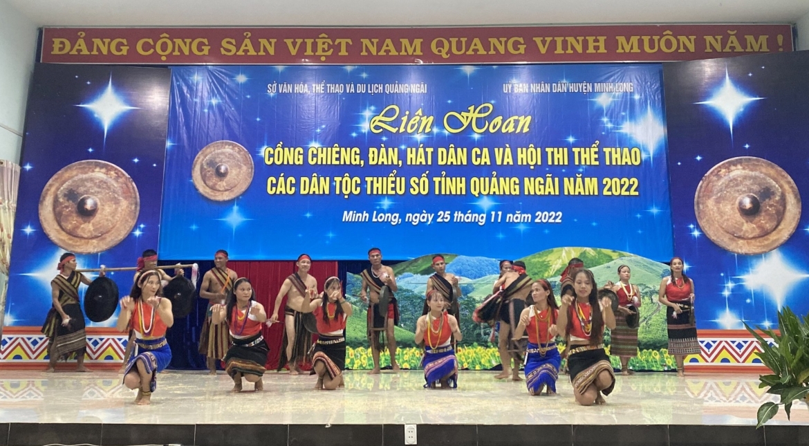 Liên hoan cồng chiêng, đàn, hát dân ca và hội thi thể thao các dân tộc thiểu số tỉnh Quảng Ngãi.